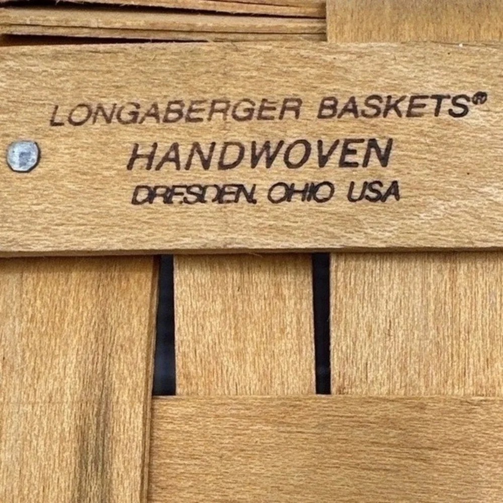 Longaberger 2001 Handwoven Oval Basket WoodCrafts Lid Vintage Cottagcore Chic 18